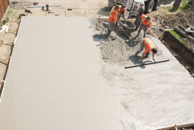 Local Concrete Curbs Installation pros at work